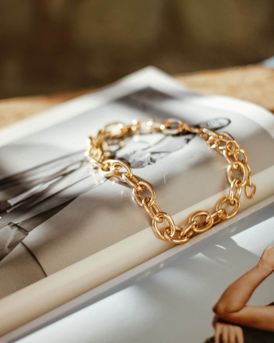 Pulsera Cadena Gruesa de Oro 18k