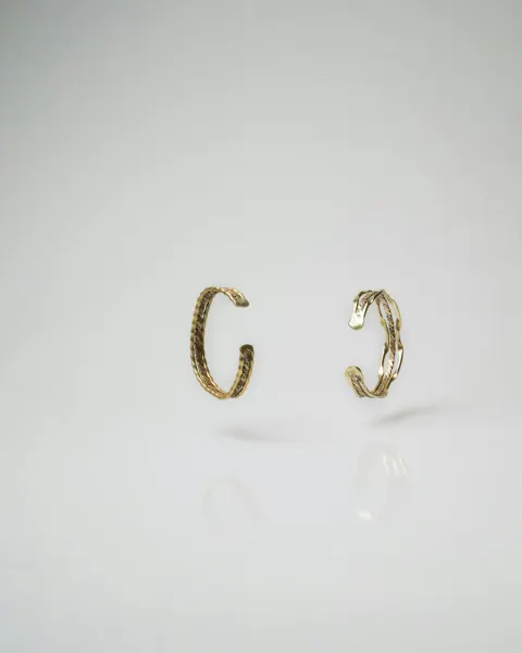 Argollas Torcidas de Oro 18k · Oro 18k